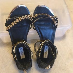 Steve Madden Linked Sandals